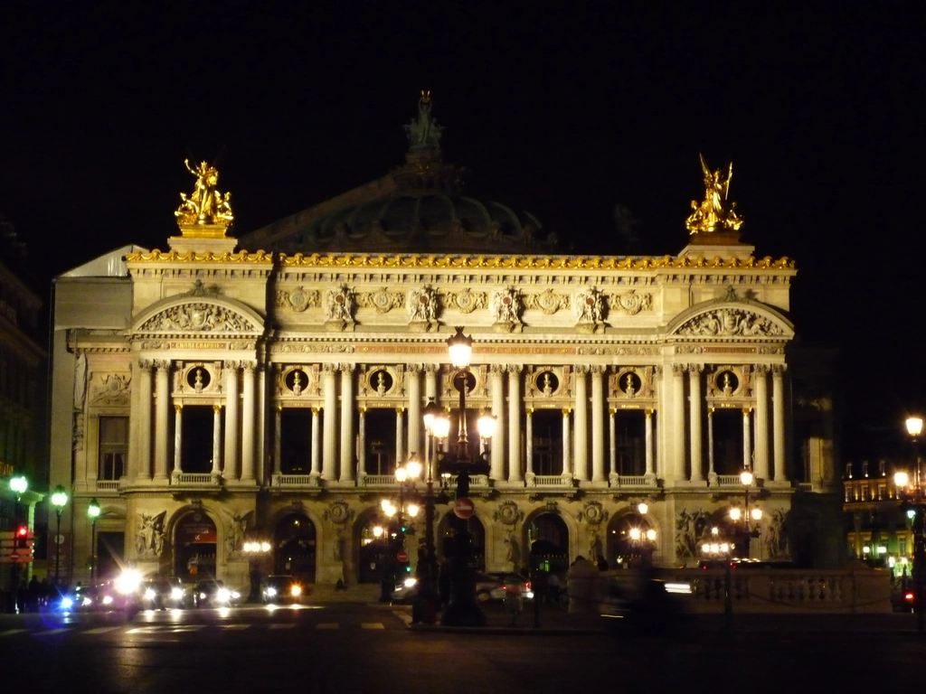 巴黎歌劇院 Opéra de Paris 的夜景