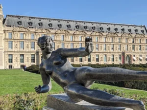 杜樂麗花園裡的雕塑