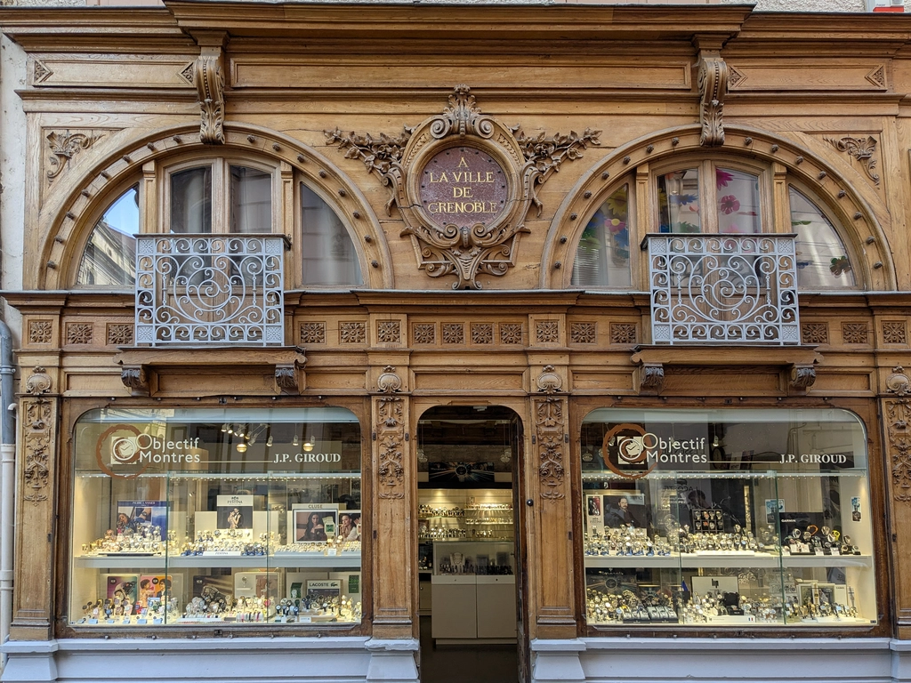 Le Puy-en-Velay 特色小店外觀