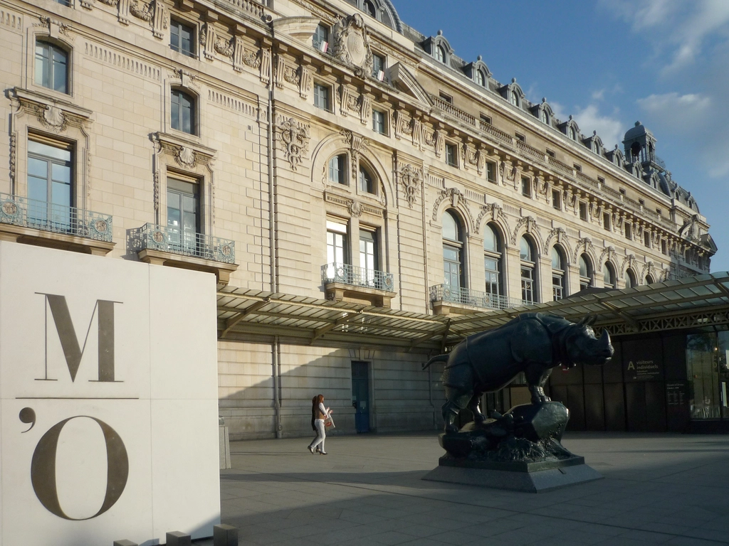 paris-musee-orsay-outside01 巴黎奧賽美術館前的雕塑群也很精彩