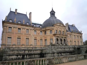 沃子爵城堡外觀