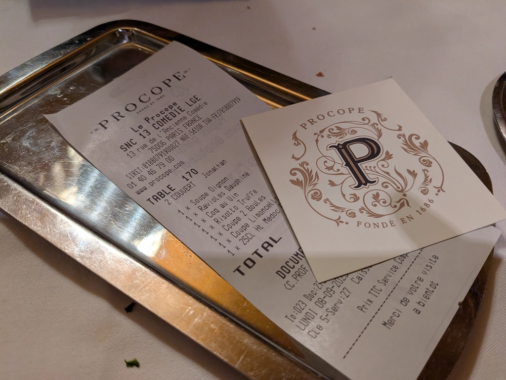 Le Procope 法國傳統結帳的銀盤子