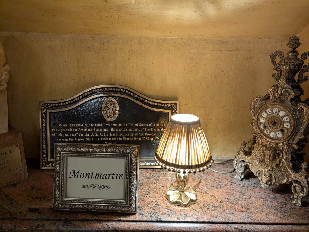 Le Procope 伏爾泰留下來的紀念