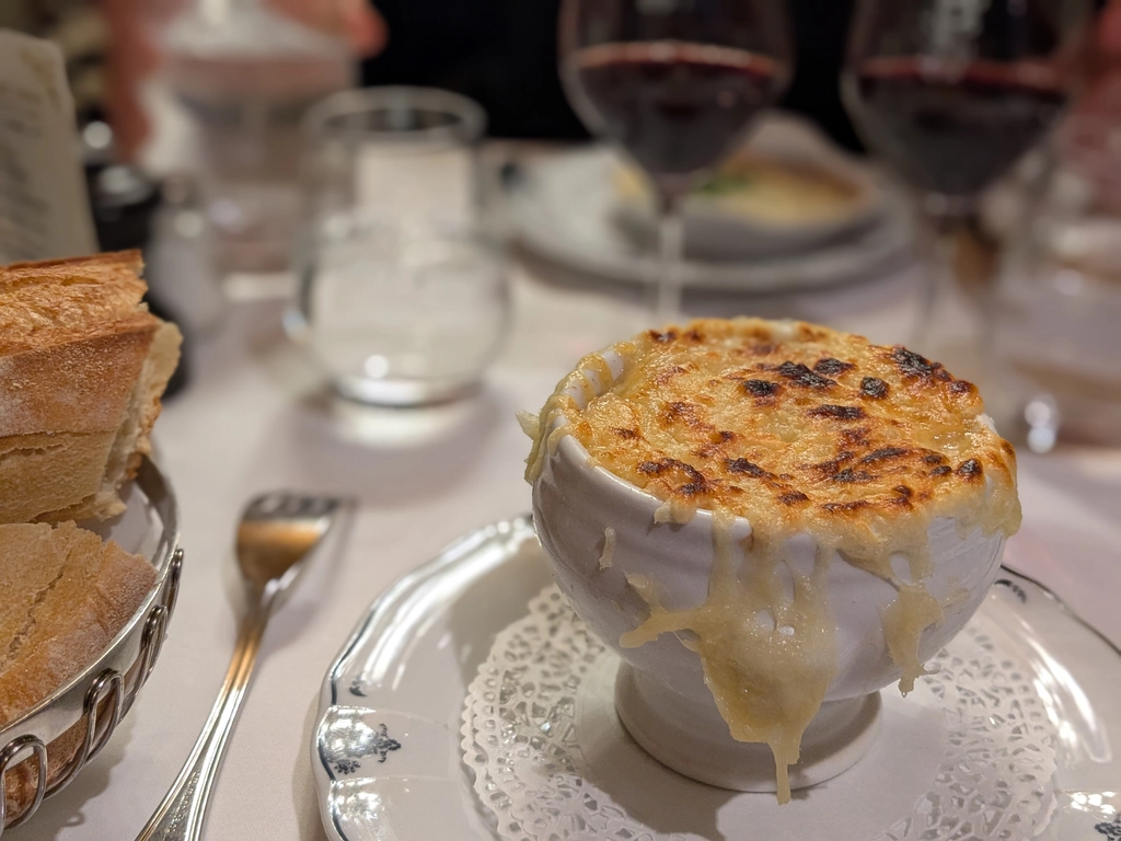Le Procope 的經典洋蔥湯