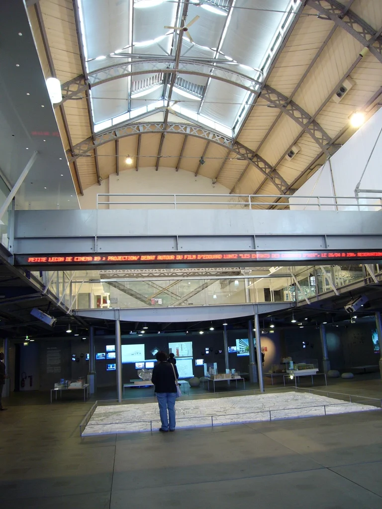 Pavillon Arsenal 展廳