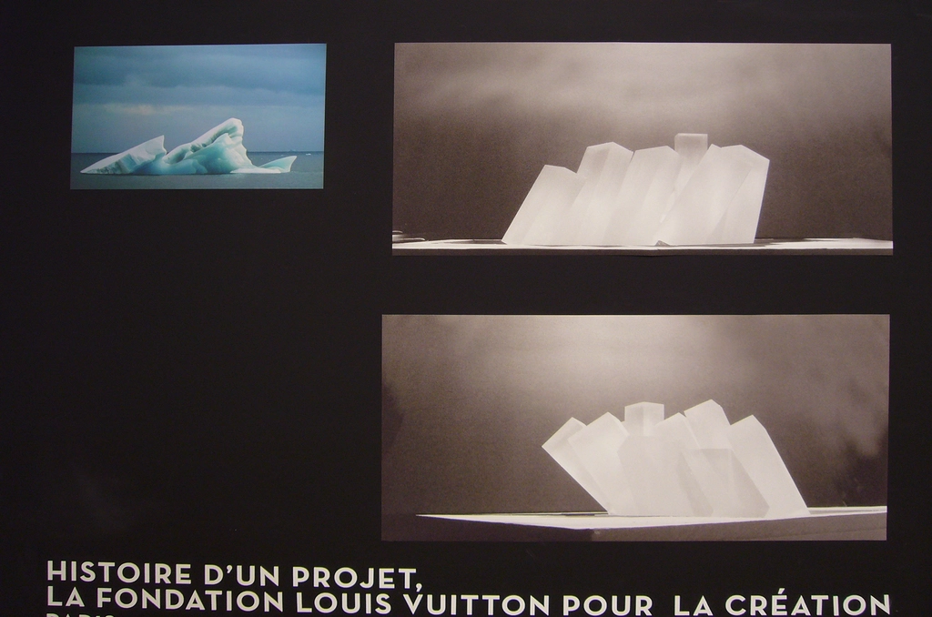Pavillon Arsenal 展廳裡的建築概念圖