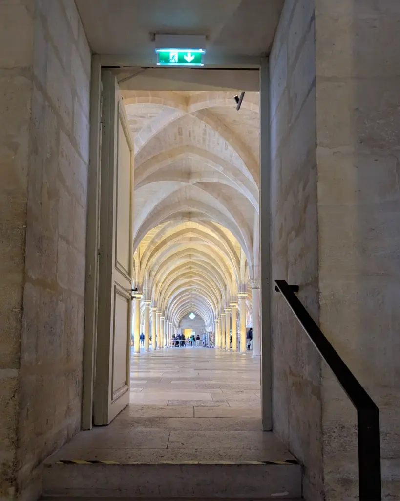 聖伯爾納學院聖器室