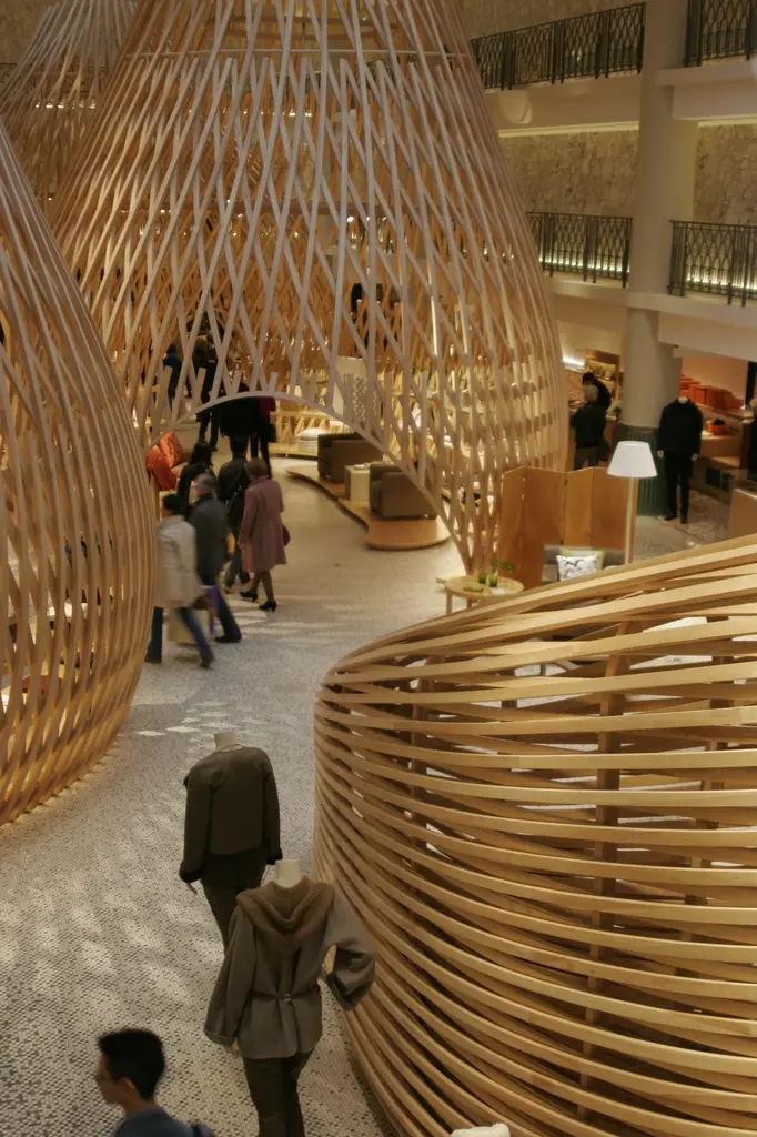 Hermès Sèvres 旗艦店內部