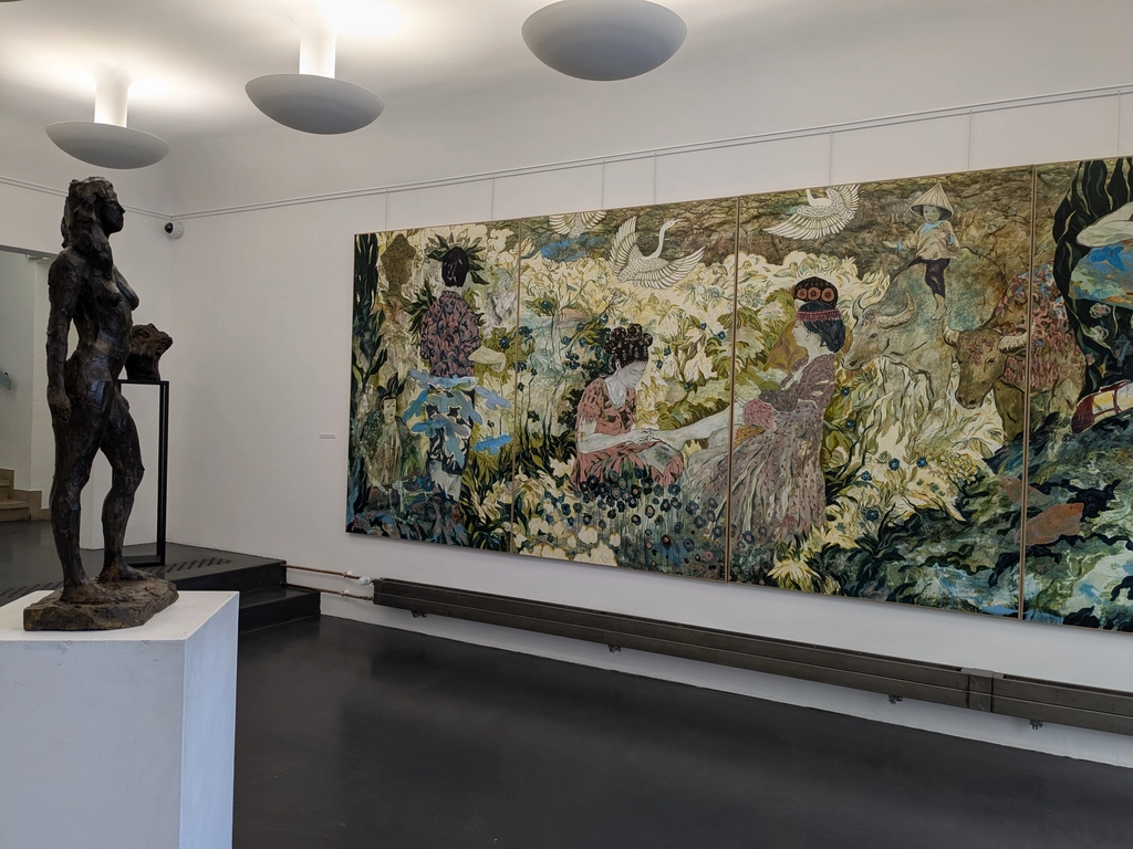 泰勒基金會 (Fondation TAYLOR)裡的大型 DUSSUYER 畫作