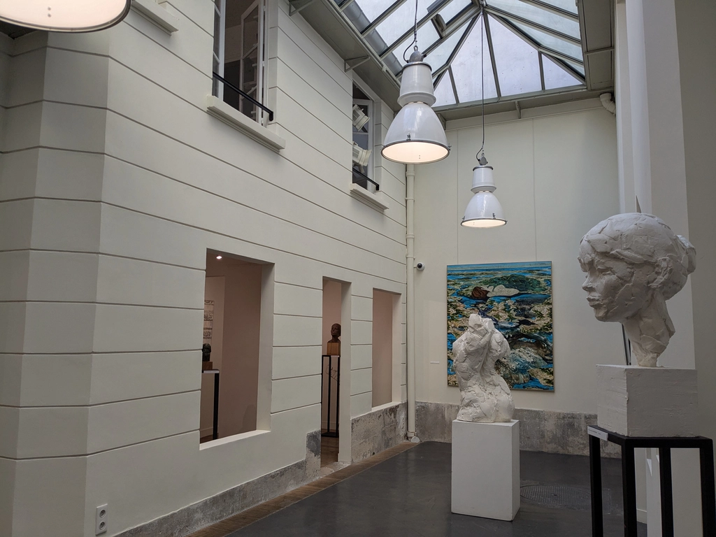 泰勒基金會 (Fondation TAYLOR) 共五層樓，此為地面層。