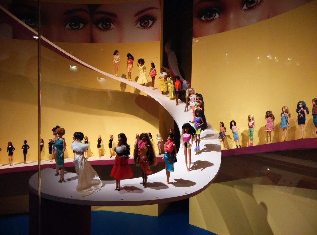 巴黎裝飾藝術博物館 (Musée des Arts Décoratifs, MAD) 的芭比特展