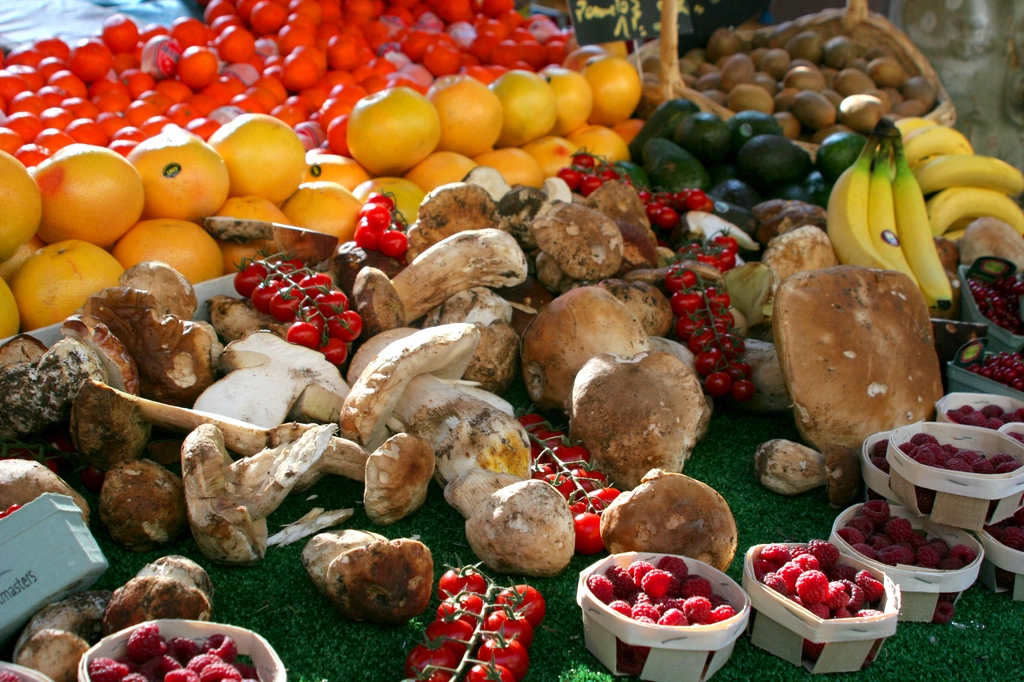 巴黎露天市集的蔬果