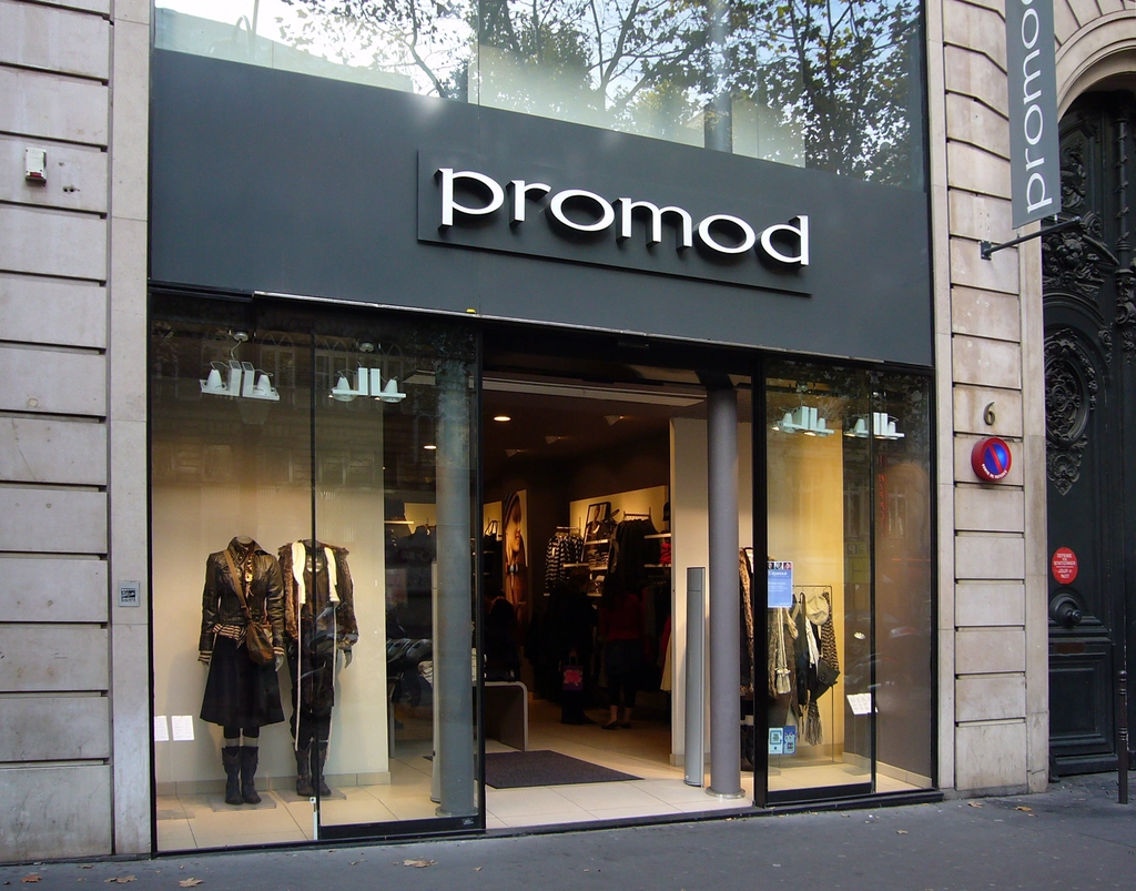 巴黎女裝PROMOD 店面