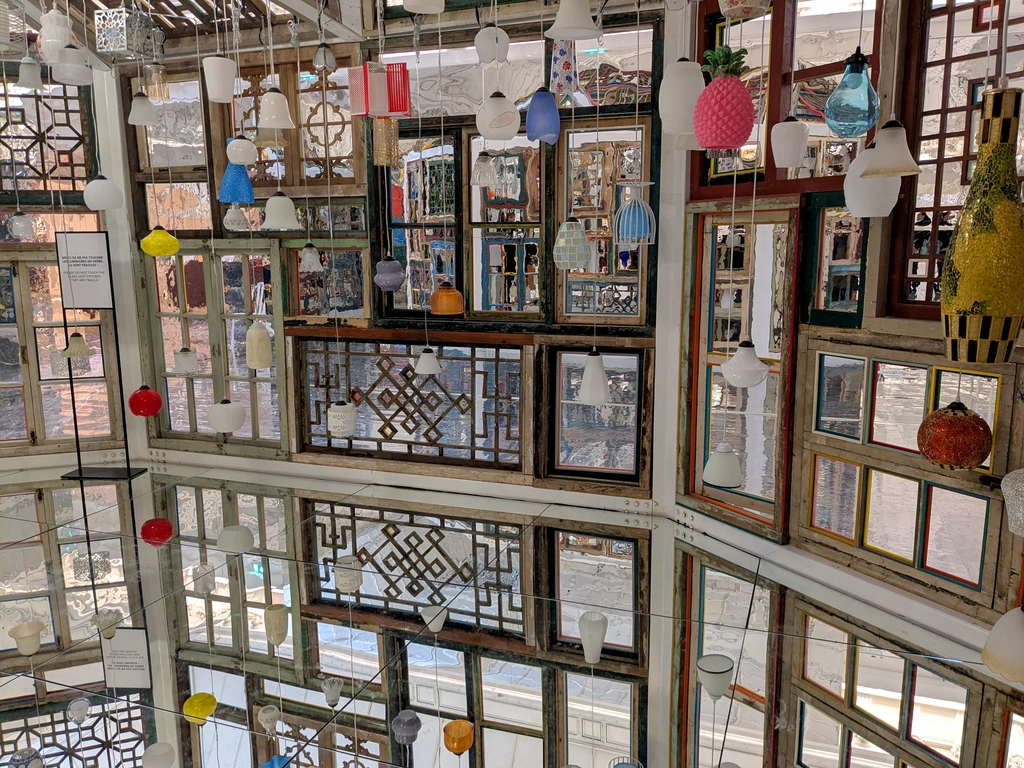 Le Bon Marché 樂蓬馬歇百貨的藝術展覽