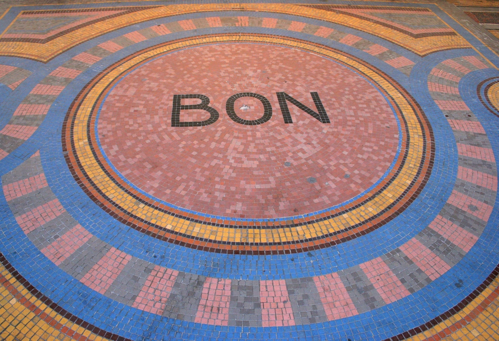 巴黎拱廊街的地磚