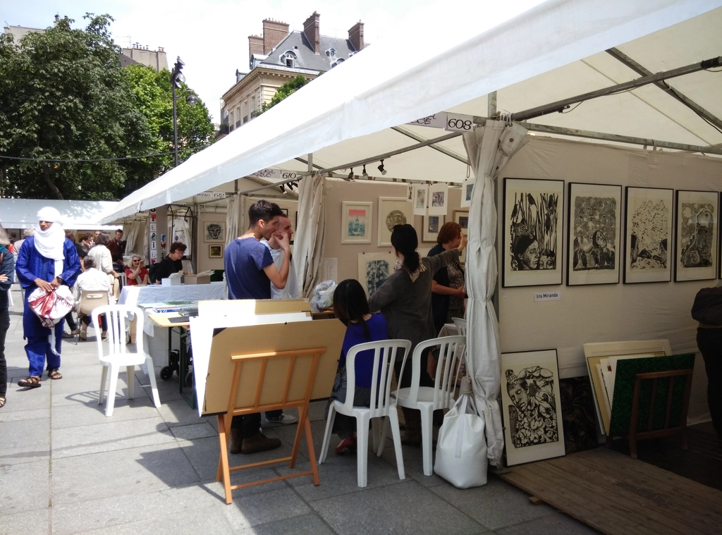 巴黎聖敘爾比斯教堂 Église Saint-Sulpice 廣場前的版畫日展覽攤位
