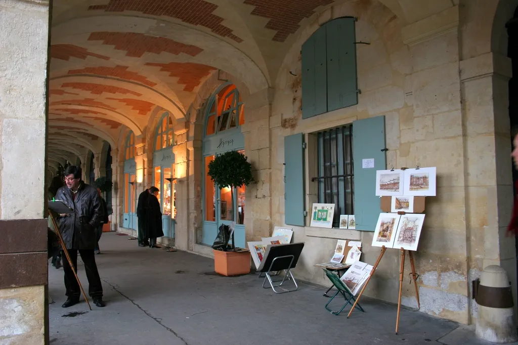 孚日廣場 Place des Vosges 的長廊